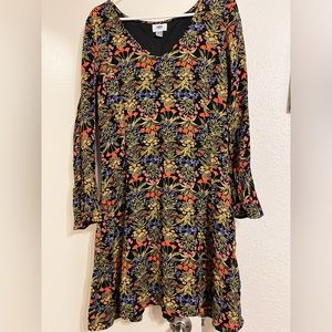 Old Navy long sleeve black floral dress size 14